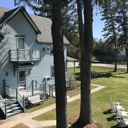 Harbor Light Inn Gills Rock Екстериор снимка