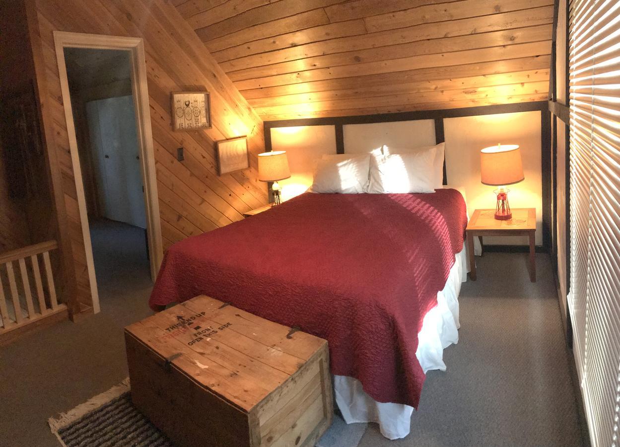 Harbor Light Inn Gills Rock Екстериор снимка