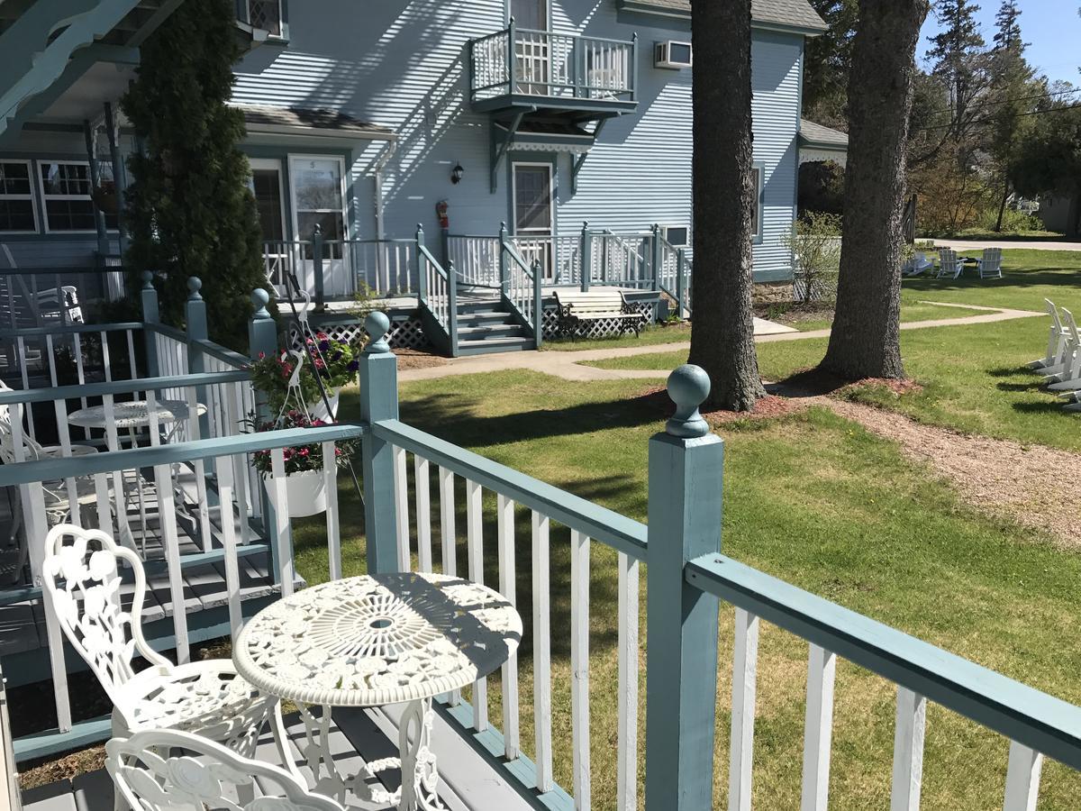 Harbor Light Inn Gills Rock Екстериор снимка